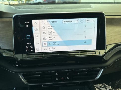 Used 2024 Volkswagen Atlas SE FWD image 26