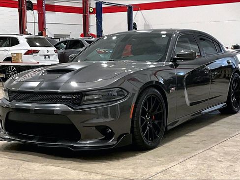 Used 2015 Dodge Charger R/T Scat Pack w/ Driver Confidence Group image 28