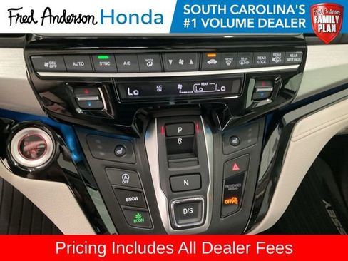 New 2026 Honda Odyssey Touring image 16