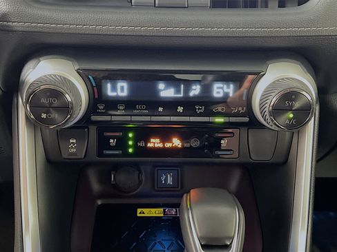 Used 2025 Toyota RAV4 Limited w/ Advanced Technology Package AWD/4WD image 26