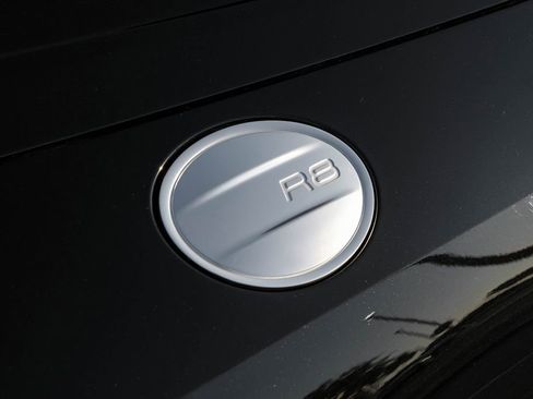 Used 2018 Audi R8 V10 plus image 51