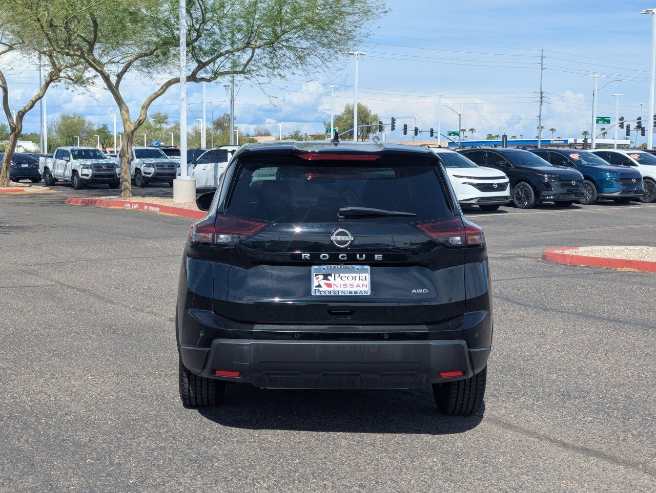 Certified 2025 Nissan Rogue SV AWD/4WD image 4
