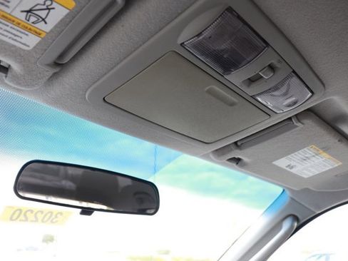 Used 2009 Nissan Frontier SE w/ SE Value Truck Pkg RWD image 22