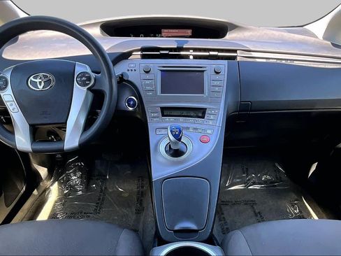 Used 2015 Toyota Prius Two FWD image 15