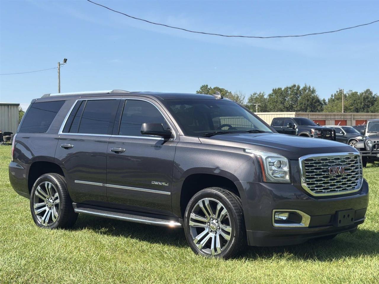 Used 2018 GMC Yukon Denali w/ Open Road Package RWD image 9