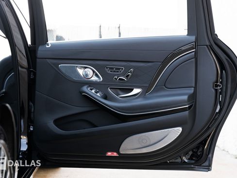 Used 2020 Mercedes-Benz Maybach S 650 image 39