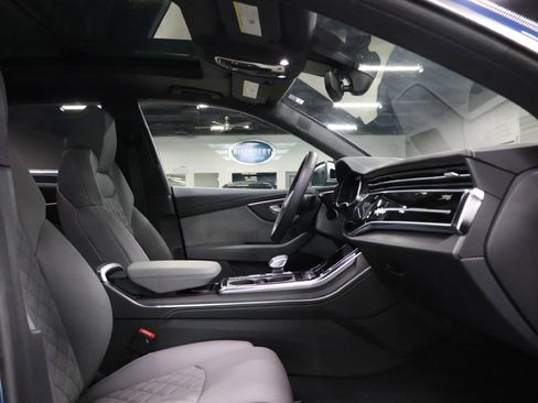 Used 2024 Audi SQ8 Prestige w/ Prestige Package image 22
