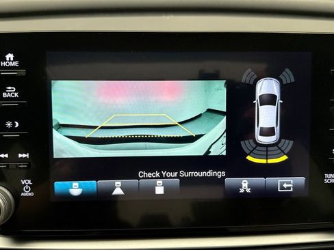 Used 2020 Honda Accord Touring image 16