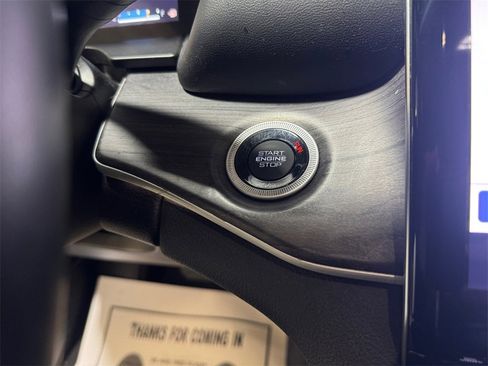 Used 2022 Jeep Grand Cherokee L Limited w/ Luxury Tech Group II image 29