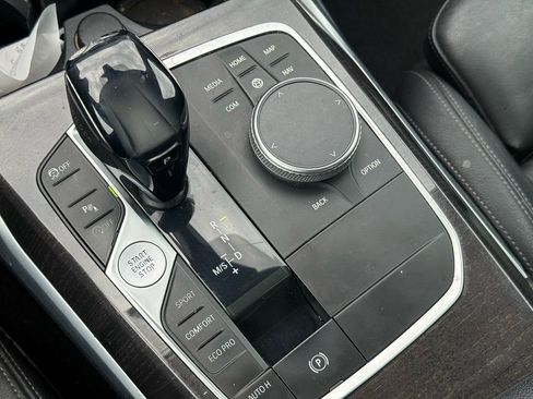 Used 2019 BMW 330i Sedan w/ Premium Package RWD image 12