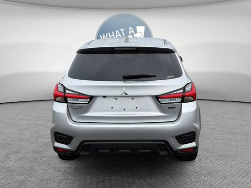 Used 2025 Mitsubishi Outlander Sport LE AWD/4WD image 5