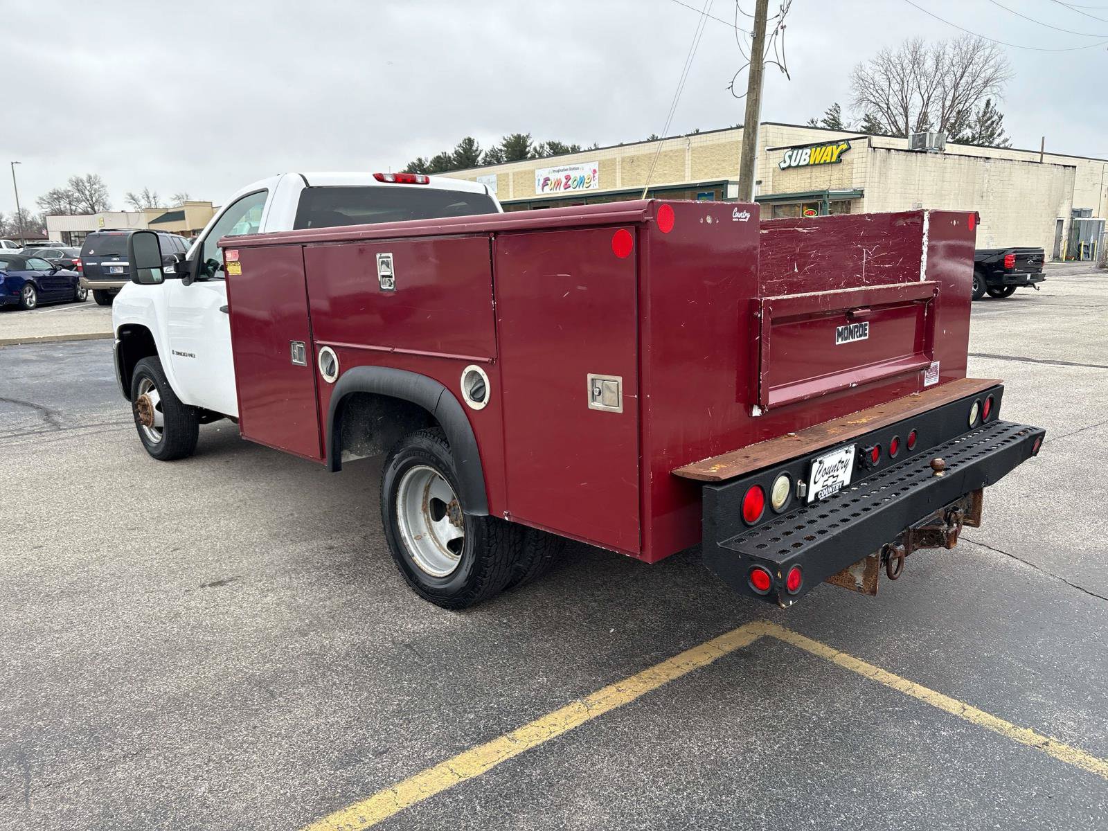 Used 2009 Chevrolet Silverado 3500 W/T RWD image 3