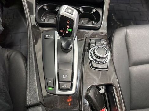 Used 2011 BMW 528i Sedan image 43