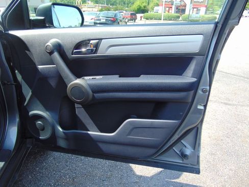 Used 2011 Honda CR-V SE image 24