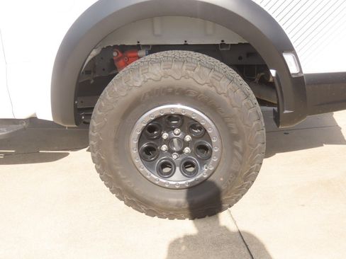 Certified 2024 Ford F150 Raptor AWD/4WD image 16