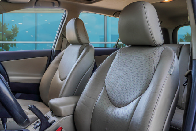 Used 2011 Toyota RAV4 Limited w/ Limited Extra Value Pkg FWD image 15
