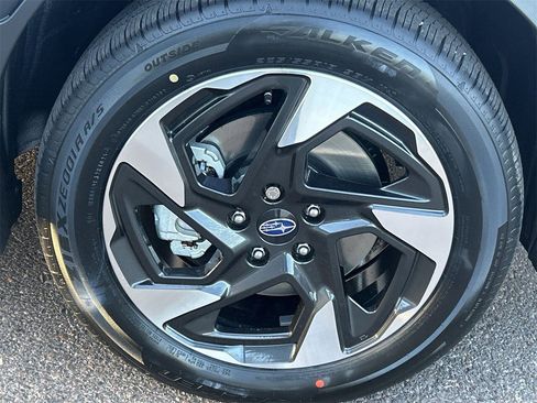 New 2026 Subaru Crosstrek 2.5i Limited image 6