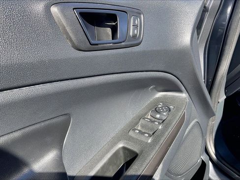 Used 2019 Ford EcoSport SES image 32
