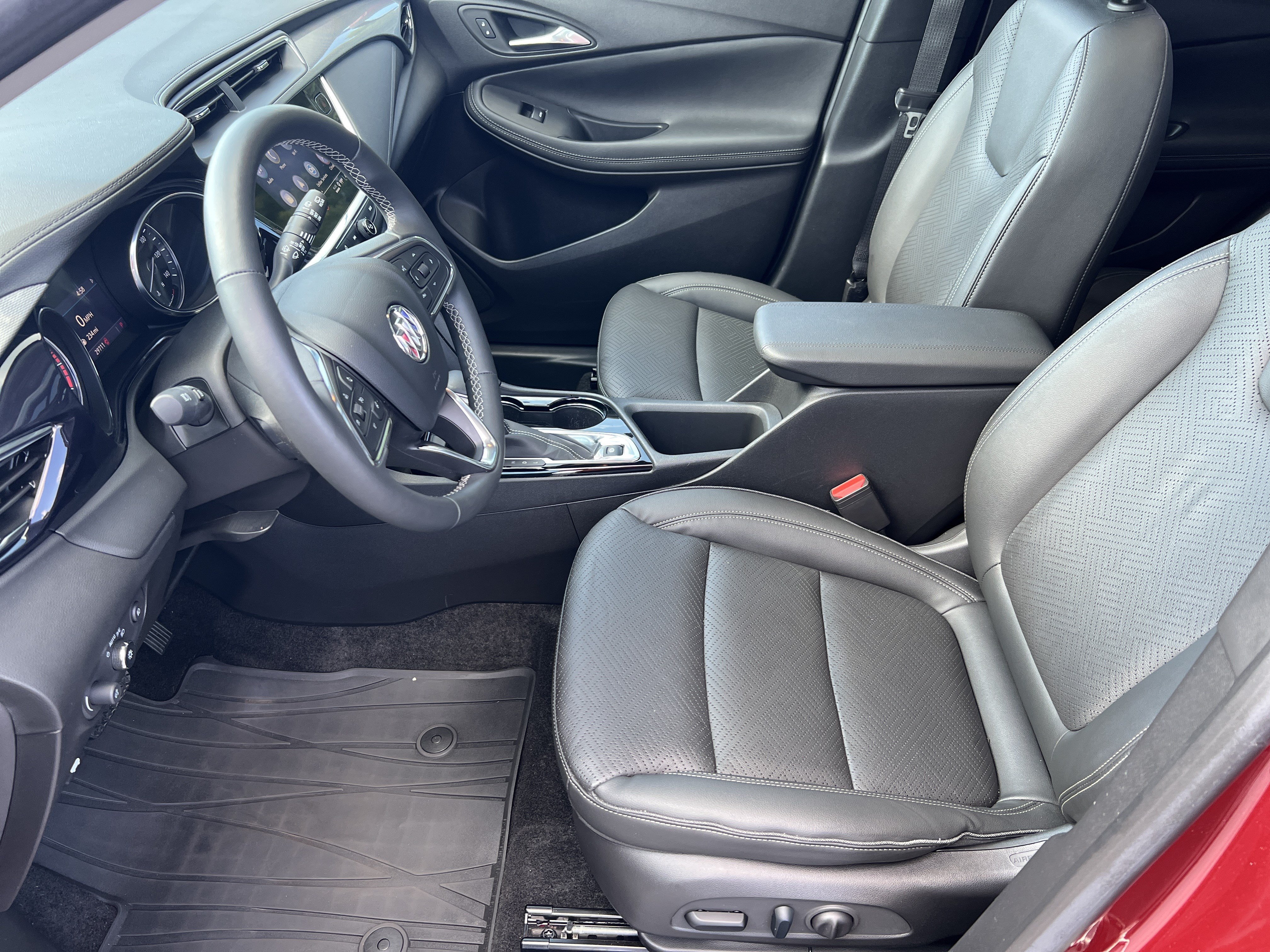 Used 2023 Buick Encore GX Essence w/ Experience Buick Package FWD image 9