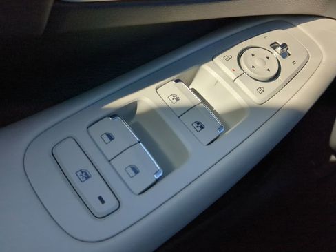 New 2024 Hyundai Sonata SEL w/ Convenience Package image 11