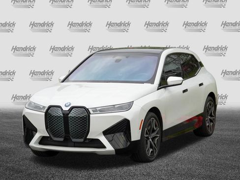 Certified 2024 BMW iX xDrive50 w/ Premium Package AWD/4WD image 5