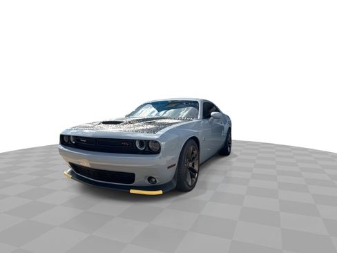Used 2022 Dodge Challenger R/T Scat Pack w/ Dynamics Package image 37