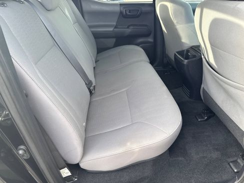 Used 2019 Toyota Tacoma SR w/ SR Convenience Package RWD image 14