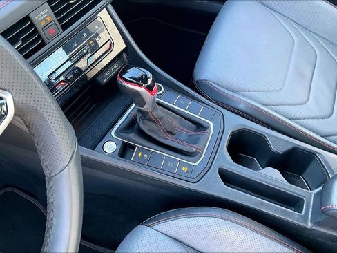 Used 2025 Volkswagen Jetta GLI Autobahn image 18