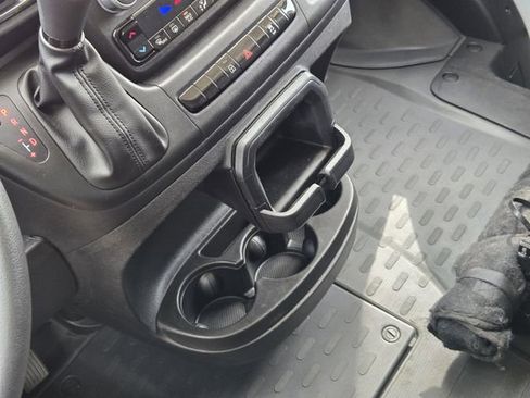 Used 2025 RAM ProMaster 2500 w/ Convenience Group FWD image 21