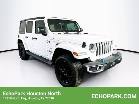 Used 2023 Jeep Wrangler Unlimited Sahara AWD/4WD image 1