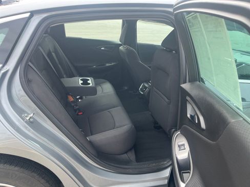 Used 2023 Chevrolet Malibu LT FWD image 30