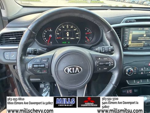 Used 2017 Kia Sorento SX FWD image 12