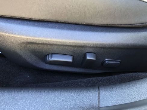 Certified 2025 Nissan Sentra SR w/ SR Premium Package image 20