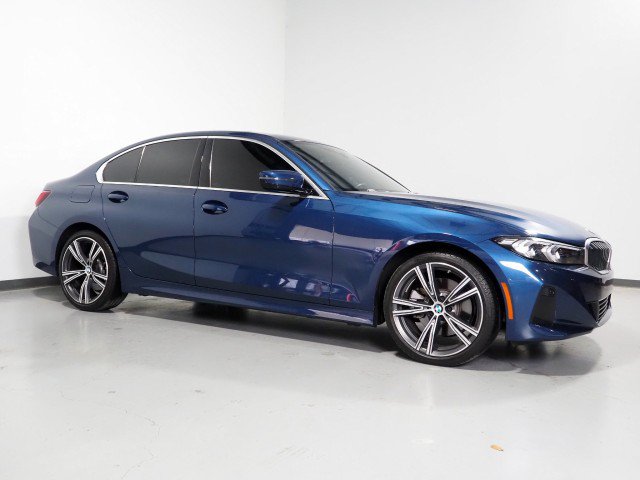 Used 2024 BMW 330i Sedan w/ Premium Package RWD image 1