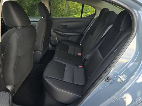 Used 2025 Nissan Sentra SV w/ All-Weather Package FWD image 11
