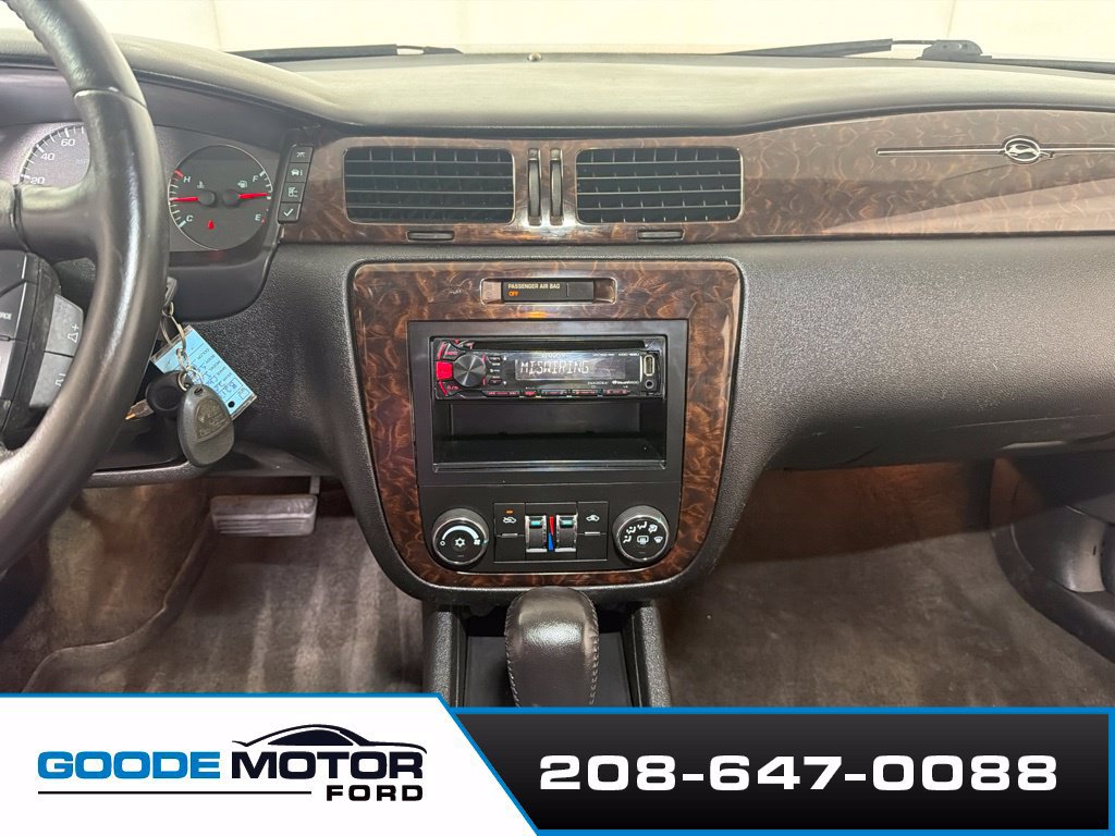 Used 2013 Chevrolet Impala LT FWD image 15