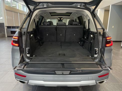 Used 2023 BMW X7 xDrive40i image 40