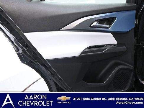 New 2025 Chevrolet Equinox EV LT image 14