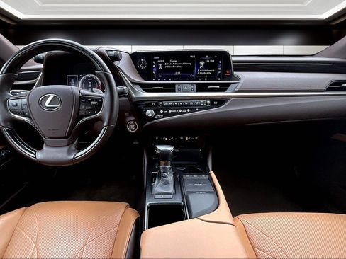 Used 2021 Lexus ES 250 w/ Luxury Package image 15