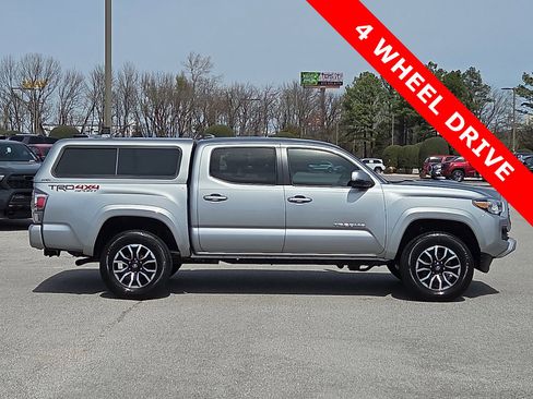 Used 2023 Toyota Tacoma TRD Sport w/ Advanced Technology Package AWD/4WD image 6