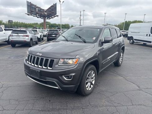 Used 2014 Jeep Grand Cherokee Limited w/ Trailer Tow Group IV AWD/4WD image 3