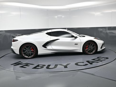 Used 2023 Chevrolet Corvette Stingray Premium Cpe w/ Z51 Performance Package RWD image 10