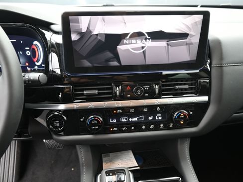 New 2026 Nissan Pathfinder SL FWD image 13