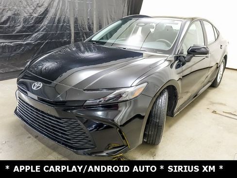 Certified 2025 Toyota Camry LE image 4