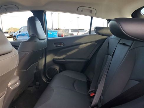Used 2020 Toyota Prius XLE image 33