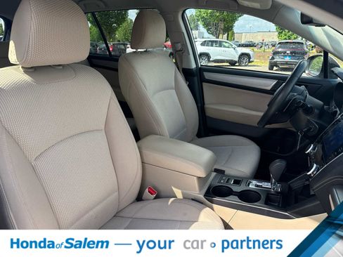 Used 2019 Subaru Outback 2.5i Premium AWD/4WD image 14