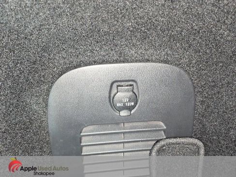 Used 2019 Nissan Pathfinder SL image 12