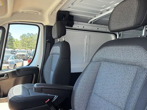 New 2026 RAM ProMaster 2500 w/ Convenience Group FWD image 18
