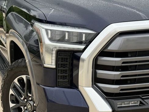 Used 2025 Toyota Tundra Limited AWD/4WD image 3