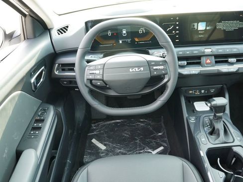 New 2026 Kia K4 EX image 12